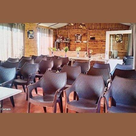 Bamboo Junction Resort - Kanatal, Valley & Mountain View Dhanaulti Exteriör bild