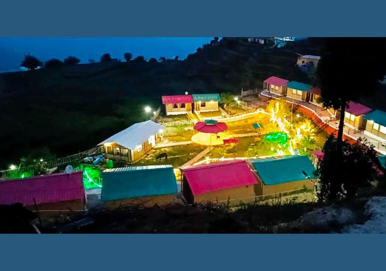 Bamboo Junction Resort - Kanatal, Valley & Mountain View Dhanaulti Exteriör bild